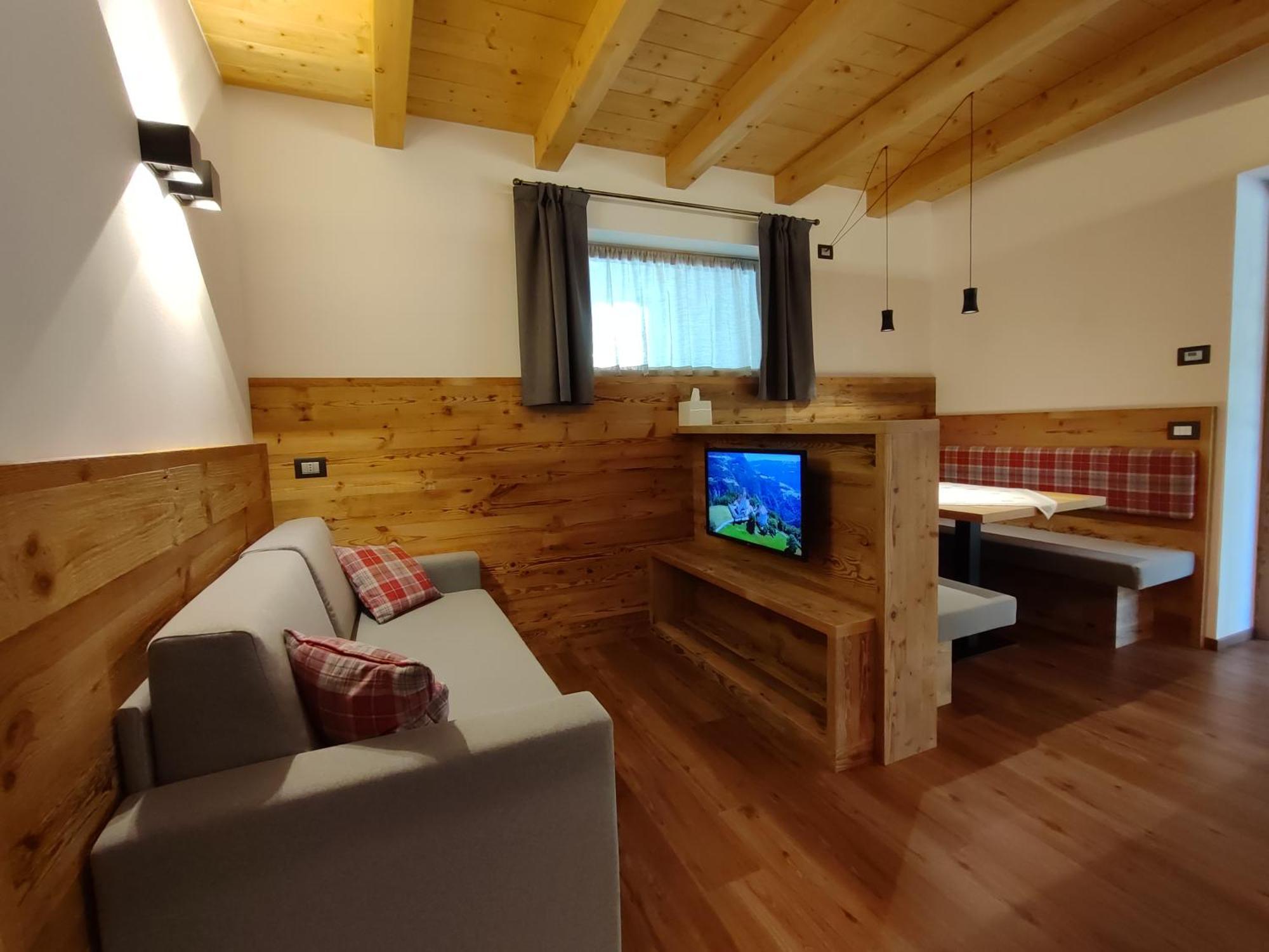 Dolomites B&B - Suites, Apartments And Spa Tesero Buitenkant foto